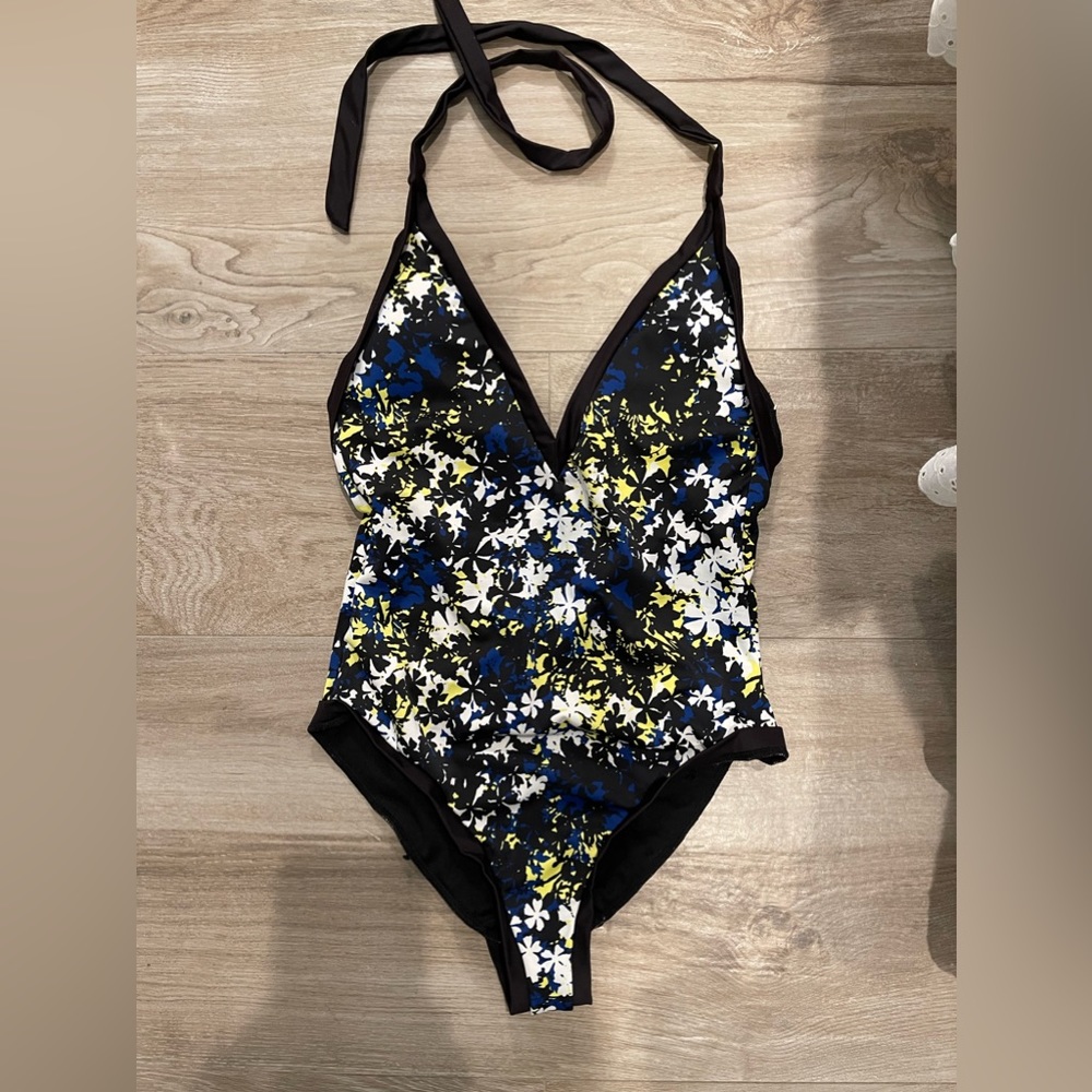 Sole East V-Neck Tied One Piece